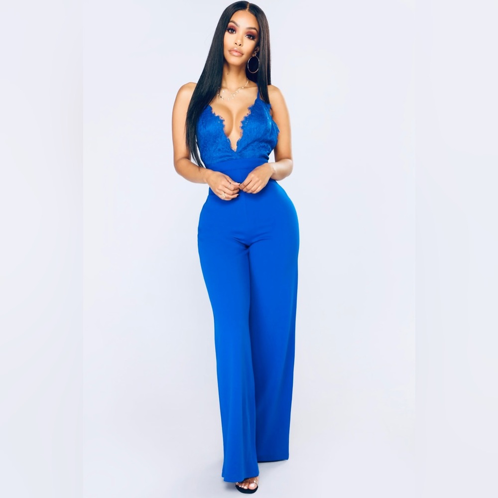 Gorgeous Royal Blue lace top Jumpsuit. SzM.NWOT. Wardrobe Staple and a Fashion💣